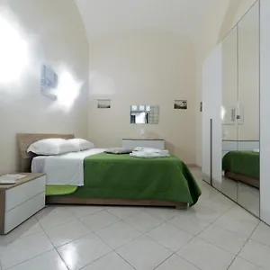 Casa Alessandra Nápoles